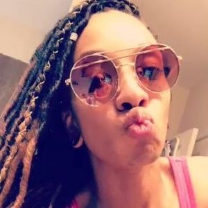 Meet your Posher, Loreal